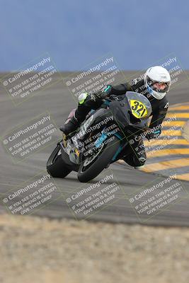 media/Jan-14-2023-SoCal Trackdays (Sat) [[497694156f]]/Turn 12 (120pm)/